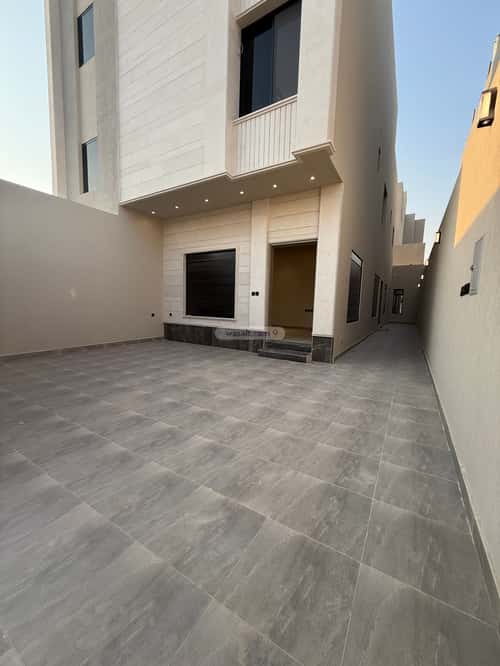 Floor 175 SQM with 5 bedrooms الصفاء، وسط الرياض، الرياض