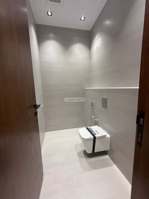 Floor 175 SQM with 5 bedrooms الصفاء، وسط الرياض، الرياض