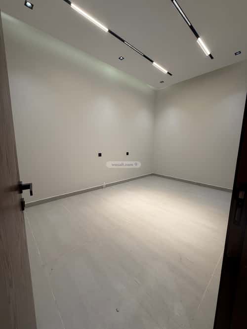 Floor 175 SQM with 5 bedrooms الصفاء، وسط الرياض، الرياض