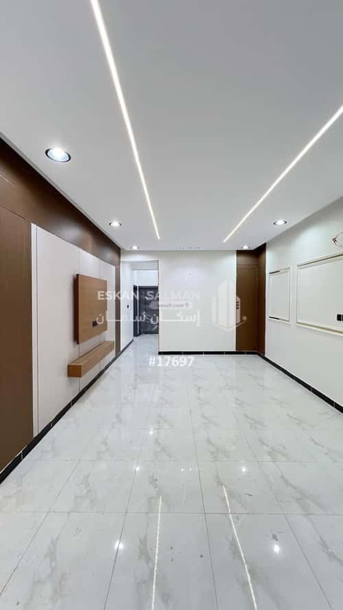 Villa 347 SQM facing North on 25m width street الروضة، نجران