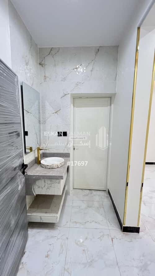 Villa 347 SQM facing North on 25m width street الروضة، نجران