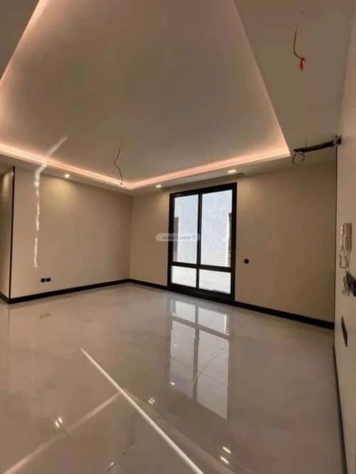 فيلا 300 متر مربع شرقية على شارع 35م الشراع، شمال جدة، جدة