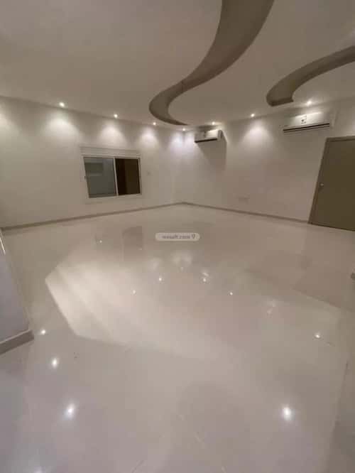 فيلا 400 متر مربع شمالية على شارع 20م الياقوت، شمال جدة، جدة