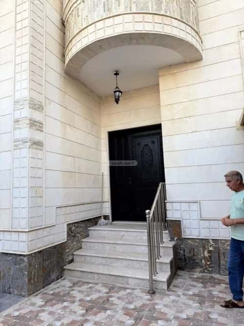 Villa 500 SQM Facing East with 5 Bedrooms Al Yaqoot, North Jeddah, Jeddah