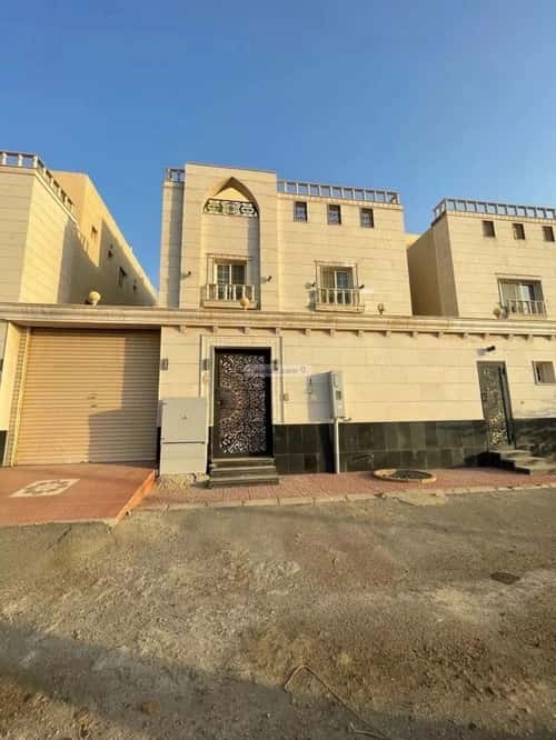 فيلا 250 متر مربع واجهة شمالية ب 7 غرف الصواري، شمال جدة، جدة