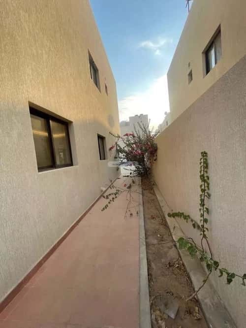 Villa 285 SQM Facing West on 15m Width Street Al Swaryee, North Jeddah, Jeddah