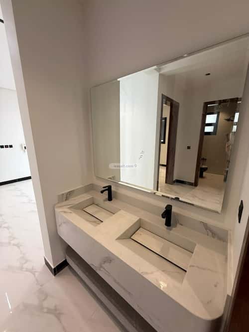 دور ب 5 غرف الجنادرية، شرق الرياض، الرياض