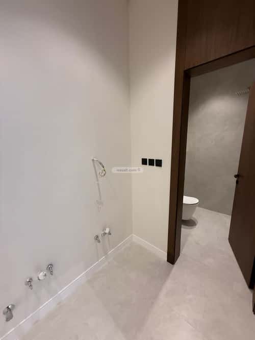 Apartment 257 SQM with 6 Bedrooms Al-Janadriyah, East Riyadh, Riyadh