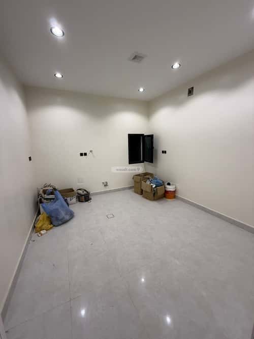 شقة 257 متر مربع ب 6 غرف الرمال، شرق الرياض، الرياض