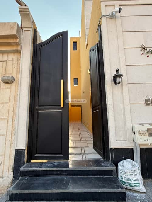 Floor 209 SQM with 4 Bedrooms West An-Naseem, East Riyadh, Riyadh