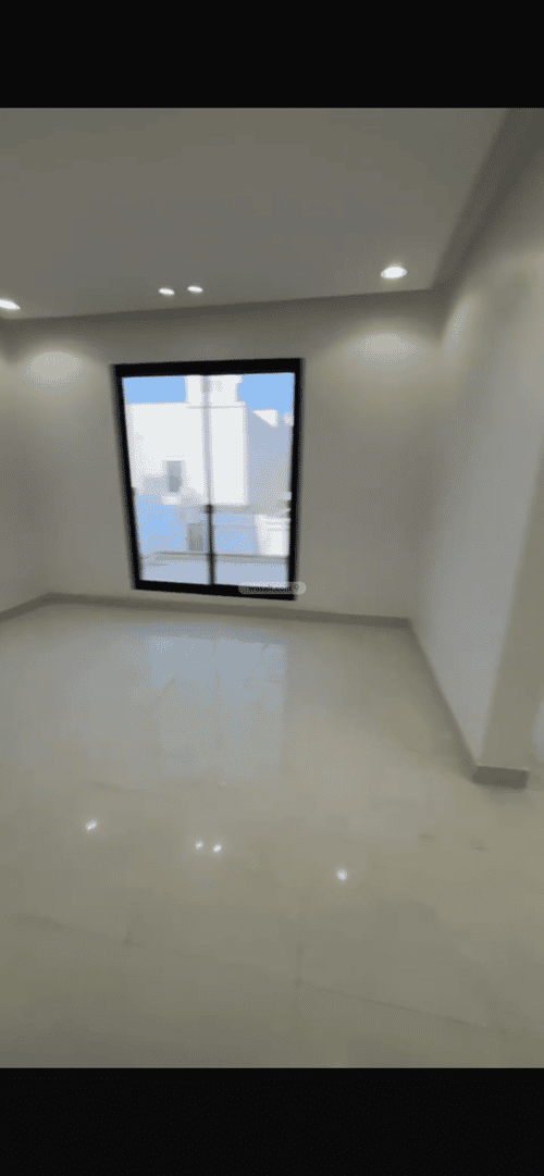 5 bedroom floor in Al Janadriyah