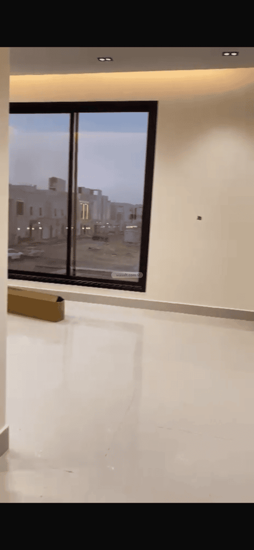 Floor 135 SQM with 5 bedrooms المعيزيلة، شرق الرياض، الرياض