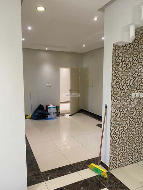 Apartment with 3 Bedrooms Al-Qairawan, North Riyadh, Riyadh