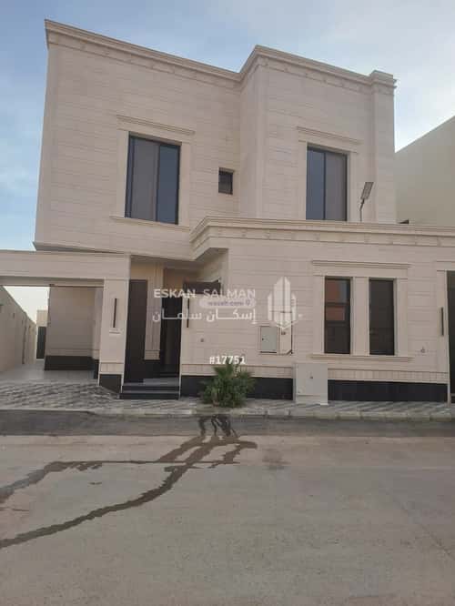 Villa 702 SQM facing North East on 15m width street ظهرة لبن، غرب الرياض، الرياض