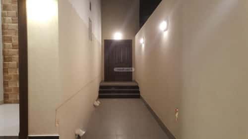 Villa 275 SQM Facing South on 20m Width Street Al Alo'Lo', North Jeddah, Jeddah