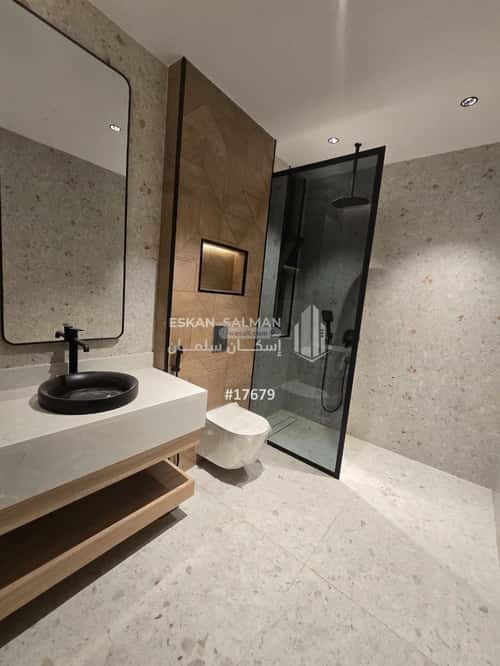 فيلا 240 متر مربع شمالية على شارع 20م النهضة، شرق الرياض، الرياض