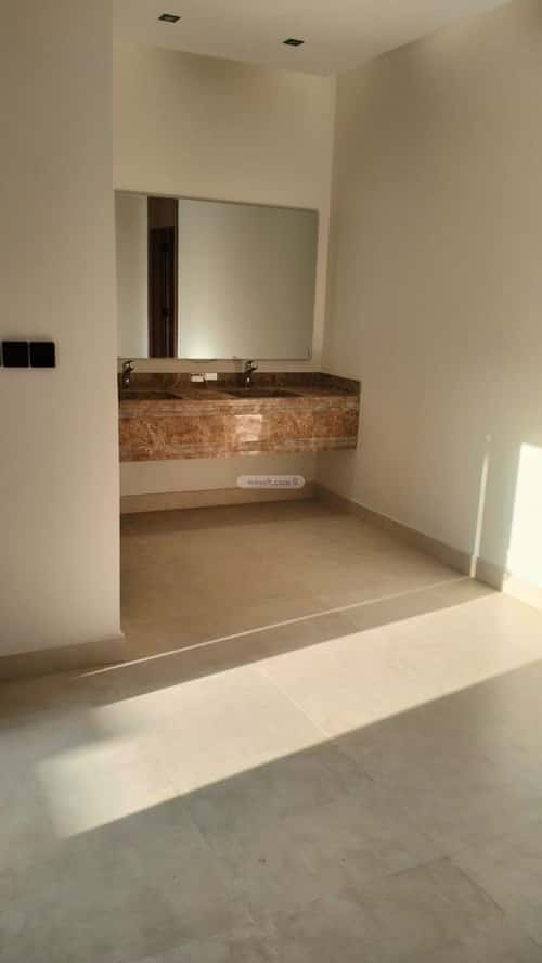 Villa 375 SQM Facing West with 8 Bedrooms As-Sahafa, North Riyadh, Riyadh