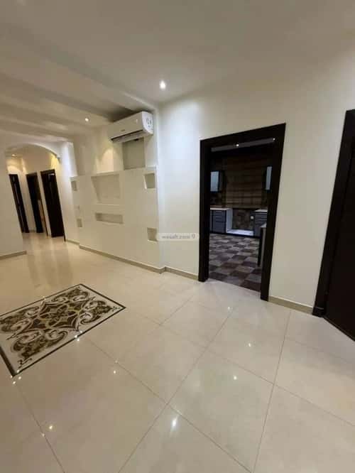 Floor 425 SQM with 5 Bedrooms Al-Murooj, North Riyadh, Riyadh