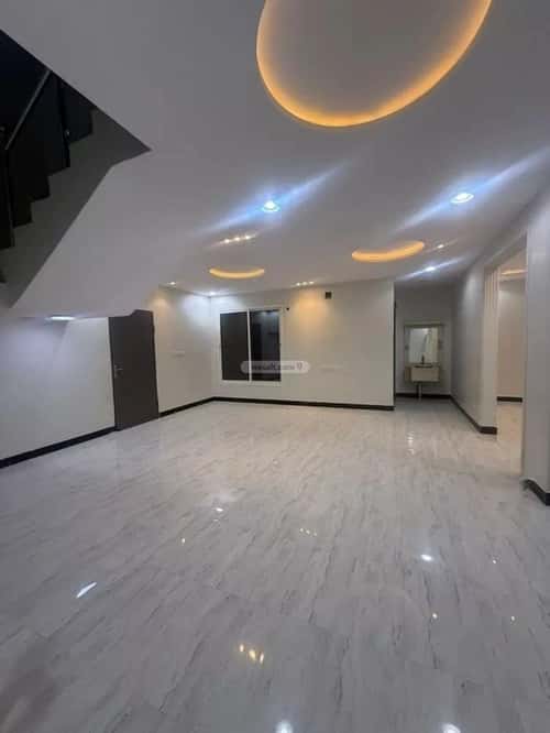 فيلا 300 متر مربع واجهة غربية ب 8 غرف بدر، جنوب الرياض، الرياض