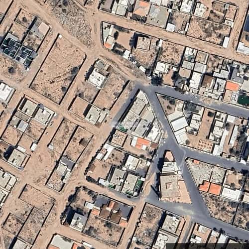 فيلا 367.57 متر مربع شمالية على شارع 20م السناح، الطائف