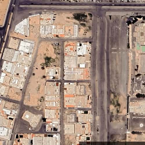Villa 800 SQM Facing North West on 16m Width Street Prince Abdullah, Bisha