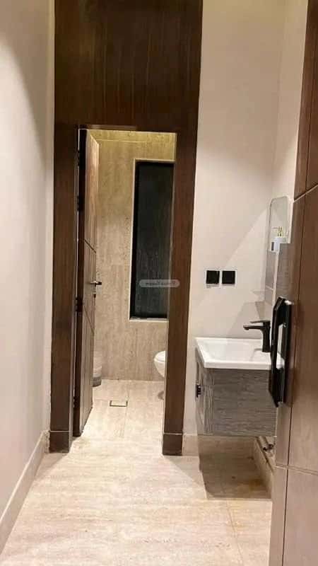 Apartment with 4 bedrooms الشعلة، الدمام