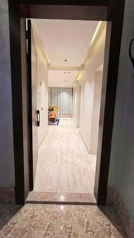 Apartment with 4 bedrooms الشعلة، الدمام