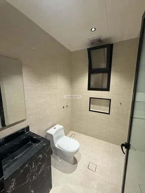 Apartment with 5 Bedrooms Al Mohammadiyah 3, Jazan