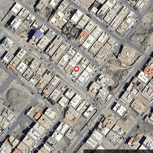 فيلا 593.75 متر مربع جنوبية على شارع 20م القراحين، الطائف