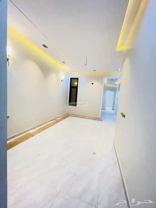 Floor 334 SQM with 8 bedrooms الورود، خميس مشيط