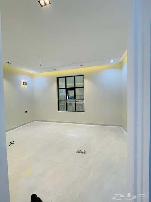Floor 334 SQM with 8 Bedrooms Al-Wurud, Khamis Mushait