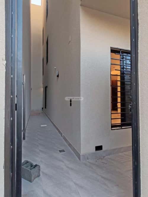 شقة ب 6 غرف العمارة، خميس مشيط