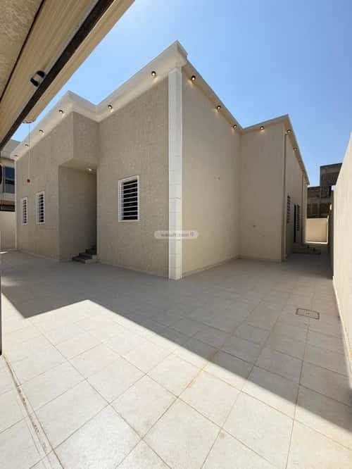 فيلا 503 متر مربع شرقية على شارع 15م القافلة، خميس مشيط