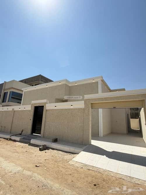 فيلا 503.5 متر مربع شرقية على شارع 15م القافلة، خميس مشيط