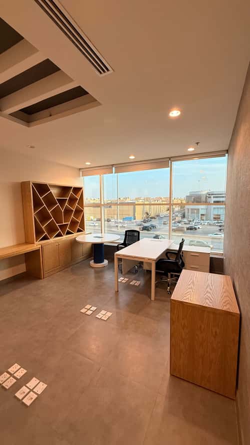 مكتب 260 م² في الياسمين