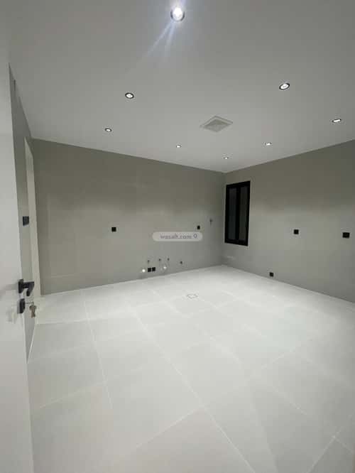 Floor 244 SQM with 6 Bedrooms Al Zahoor, Abha