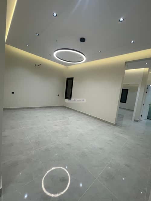 Floor 244 SQM with 6 Bedrooms Al Zahoor, Abha