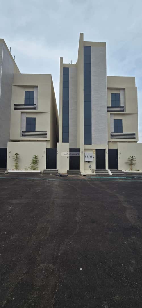 Apartment with 6 Bedrooms Al-Raqi, Khamis Mushait