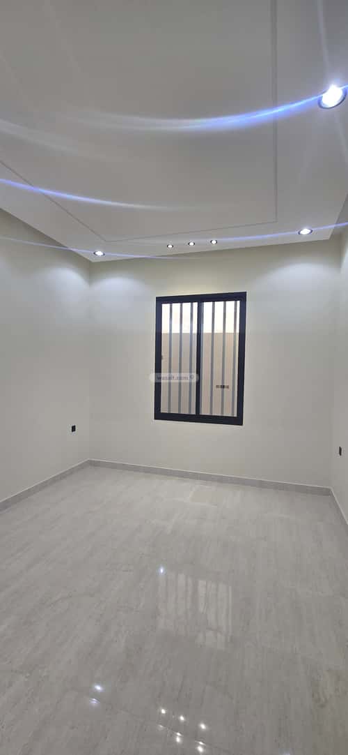 Apartment with 6 Bedrooms Al-Raqi, Khamis Mushait