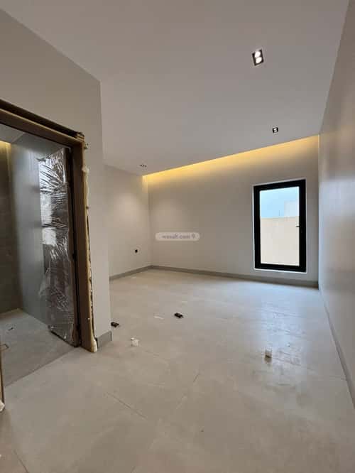 Villa 422.92 SQM Facing East on 20m Width Street Al-Mahdiyah, West Riyadh, Riyadh