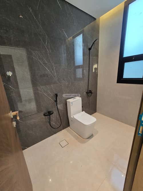 Villa 425 SQM Facing North on 15m Width Street Al-Muanisiyah, East Riyadh, Riyadh