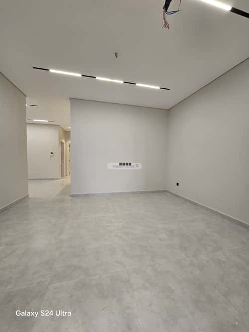 فيلا 275 متر مربع مع 3 شقق واجهة شرقية الياقوت، شمال جدة، جدة