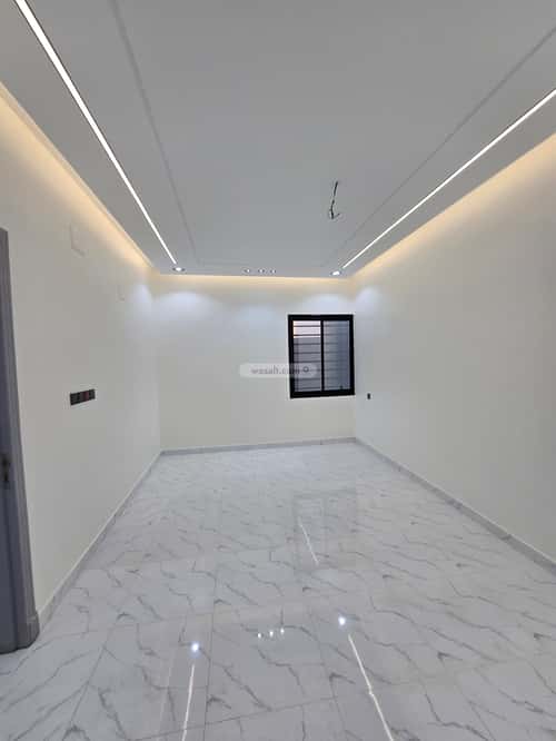 Villa 230 SQM Facing East on 20m Width Street The Light, Khamis Mushait