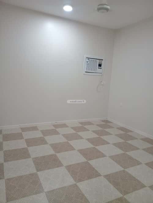 Building 750 SQM Facing South The Light, Jazan