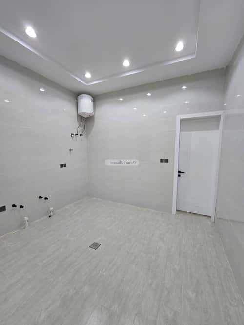 Villa 364 SQM Facing East on 30m Width Street Al-Wurud, Khamis Mushait