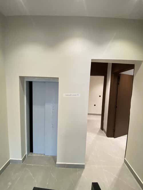 Floor 206 SQM with 6 bedrooms إشبيلية، شرق الرياض، الرياض