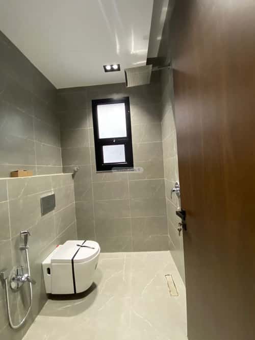 Floor 206 SQM with 6 bedrooms إشبيلية، شرق الرياض، الرياض