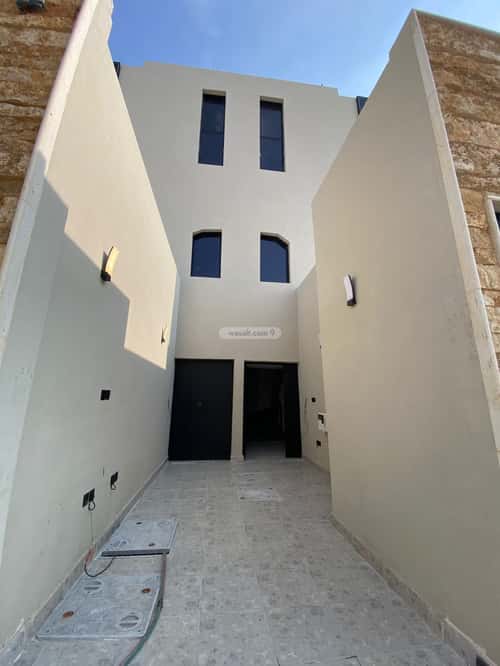 Apartment with 5 Bedrooms Ishbiliyah, East Riyadh, Riyadh