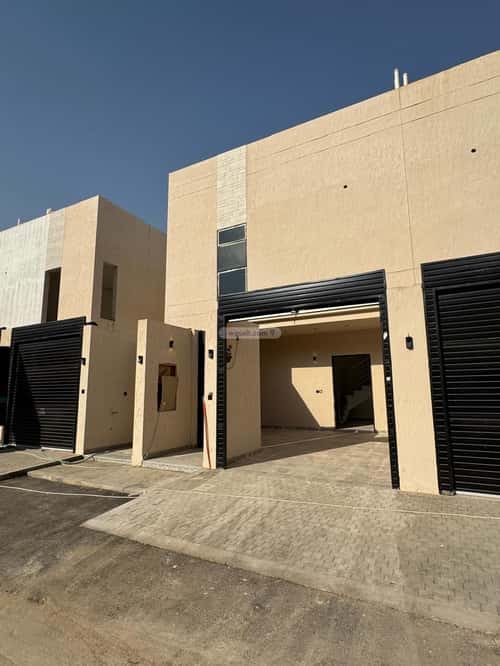 Floor 172 SQM with 3 Bedrooms Okaz, South Riyadh, Riyadh