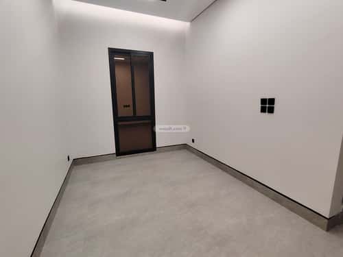 4 bedroom floor in Al Rimal